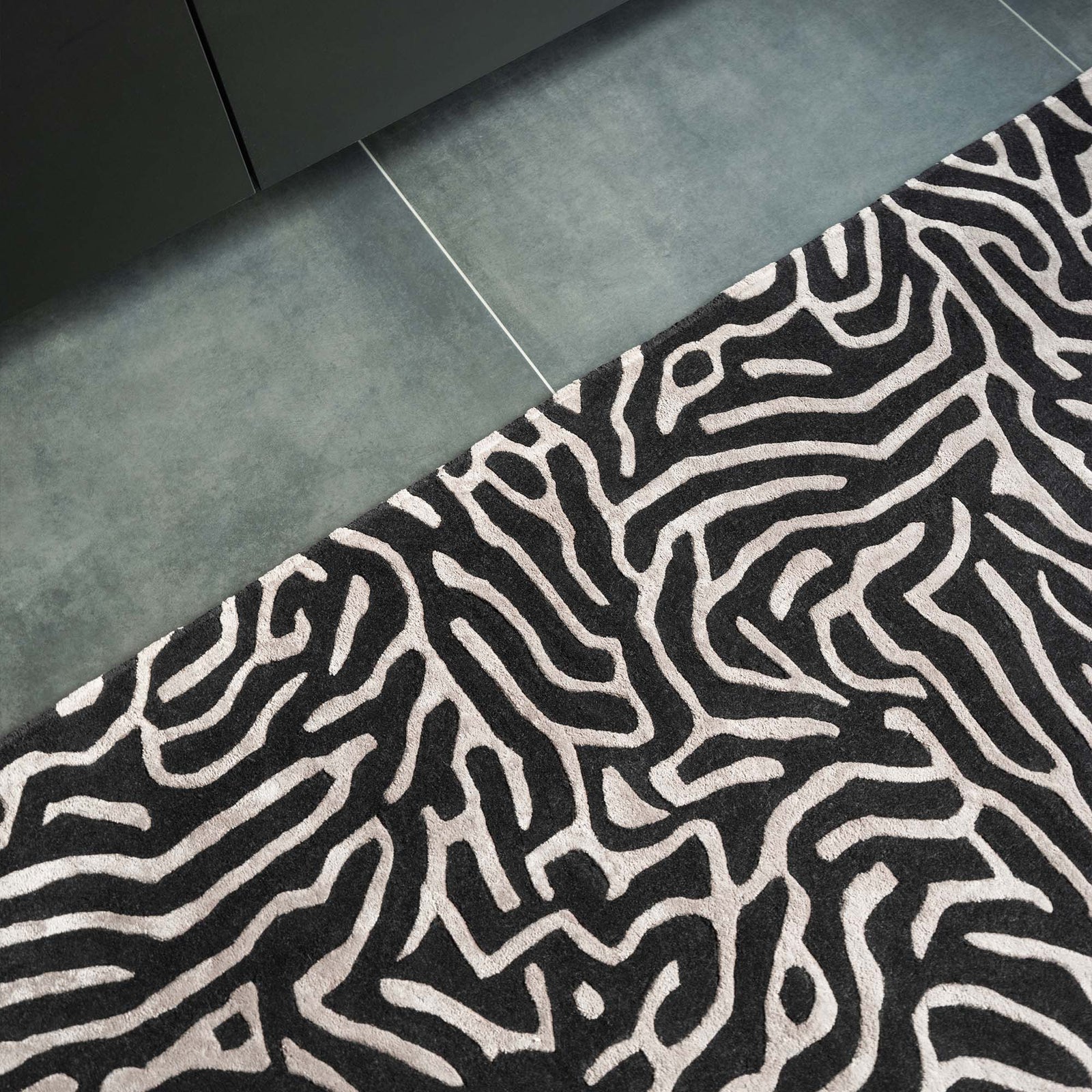 Camilla Gunmetal Rug - Gunmetal - 240cm x 340cm Sterling Home 3