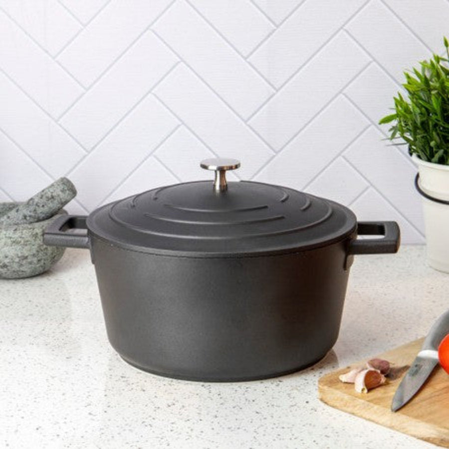 MasterClass Black Cast Aluminium Large Casserole Dish - MC Cast Alu 4LCasserole Black Sterling Home 1