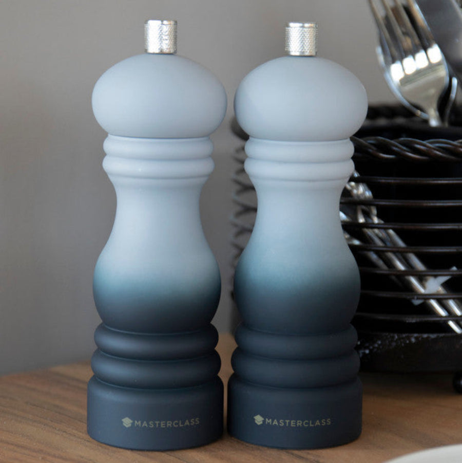 Masterclass Grey Ombre Salt and Pepper Mill - Mc Salt/Pepper Mill 17CM Ombre Grey Sterling Home 1