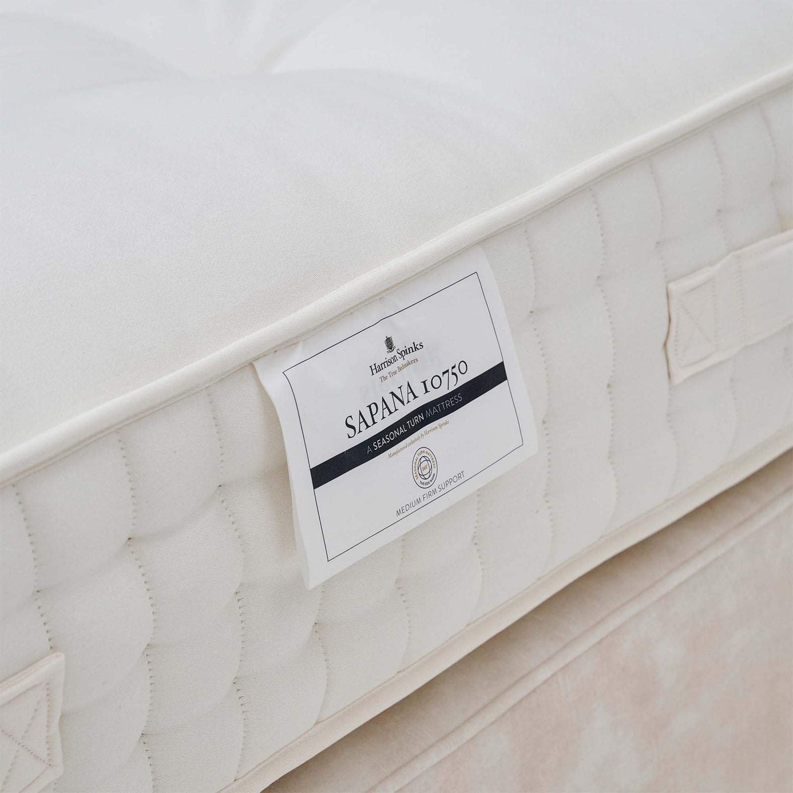 Harrison Spinks Sapana Divan Bed Set - True Edge Divan Set 150 x 200cm Z&L - King Size Zip & Link Sterling Home 4