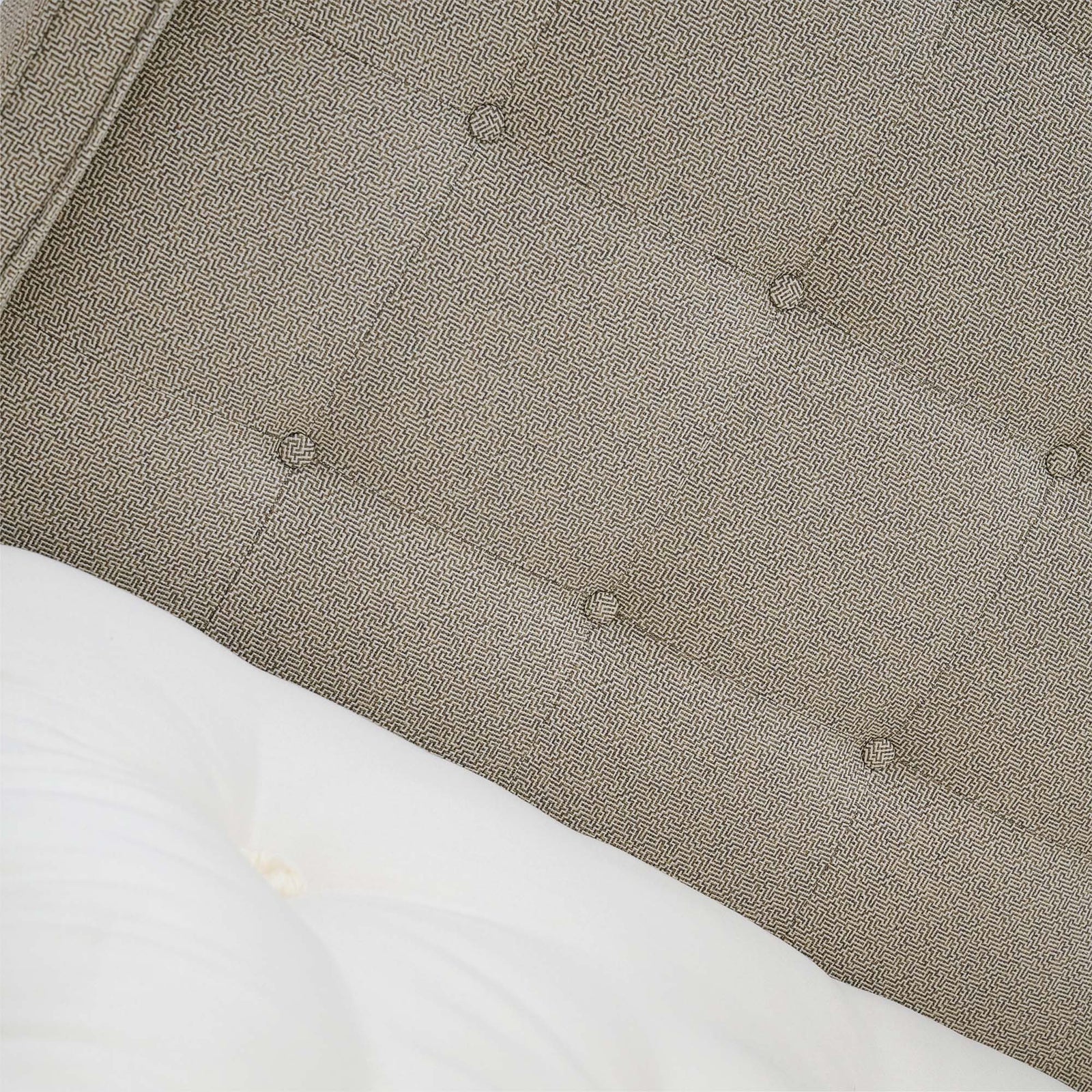 Harrison Spinks Sono Divan Bed Set - Padded Top Divan Set 135 x 190cm - Double Beds Sterling Home 6