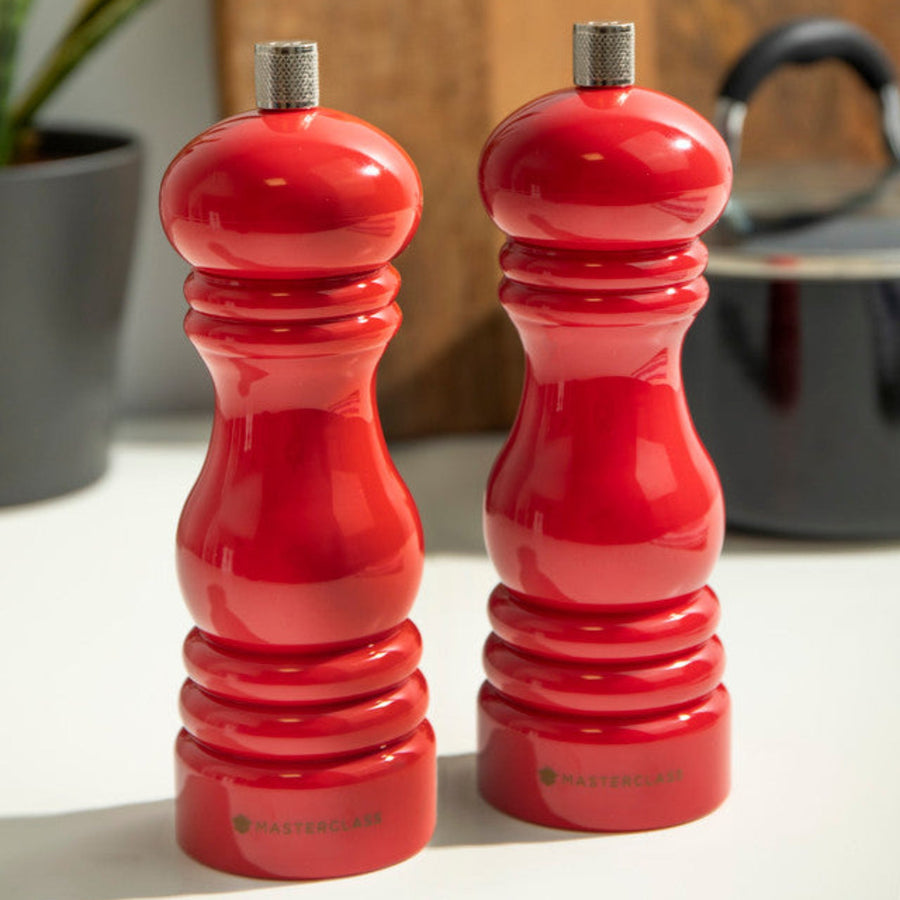 Masterclass Red Ombre Salt and Pepper Mill - Mc Salt/Pepper Mill 17CM Red Sterling Home 1