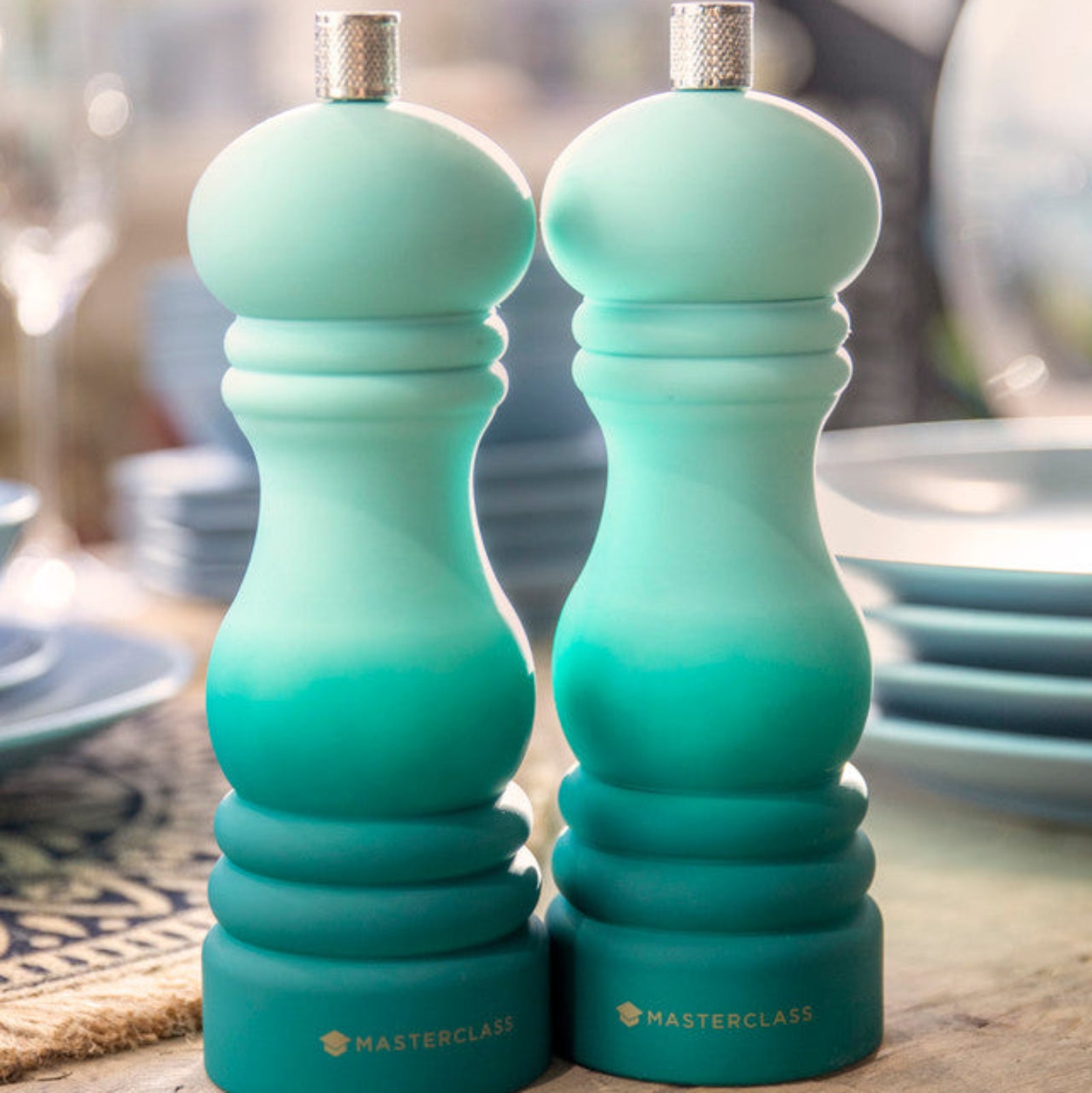 Masterclass Green Ombre Salt and Pepper Mill - DISC Mc Salt/Pepper Mill 17CM Ombre Green Sterling Home 1
