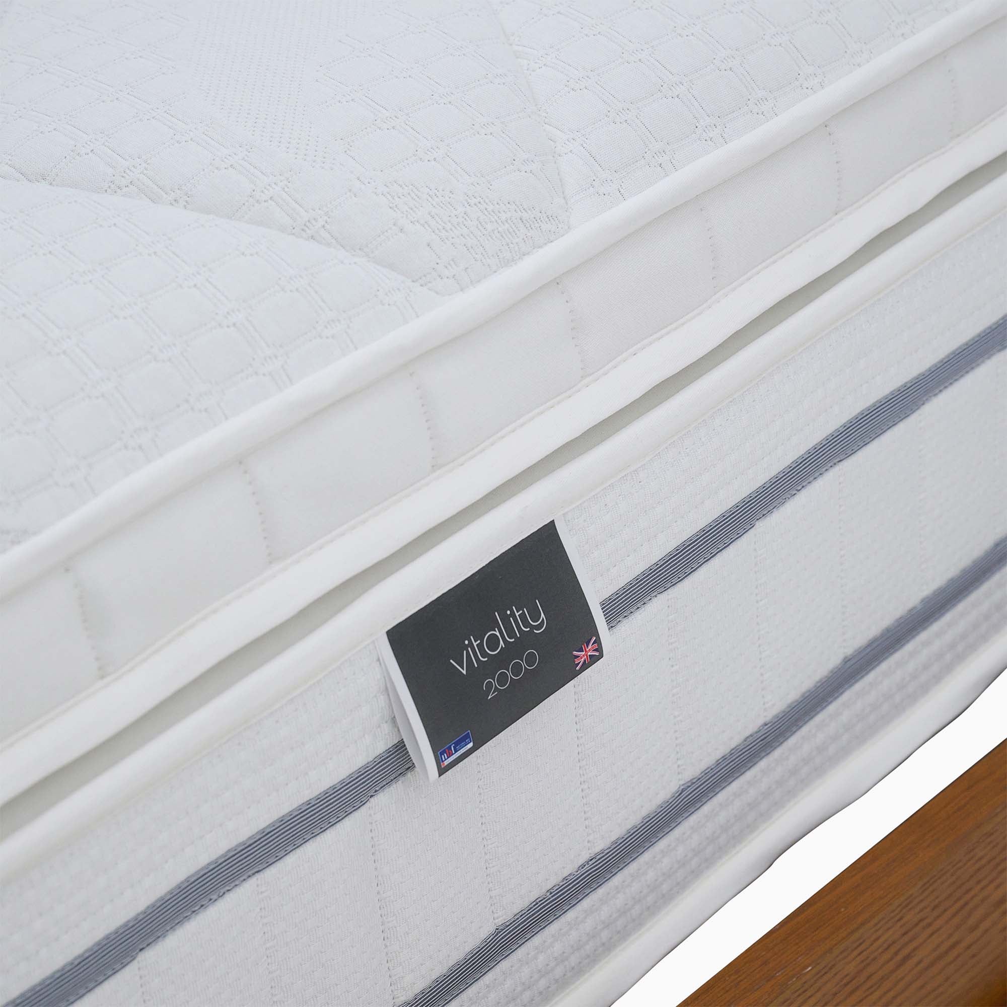 Serene Low Bedframe - 5' Low Food End Bed Oak / Oak Veneer - King Sterling Home 5