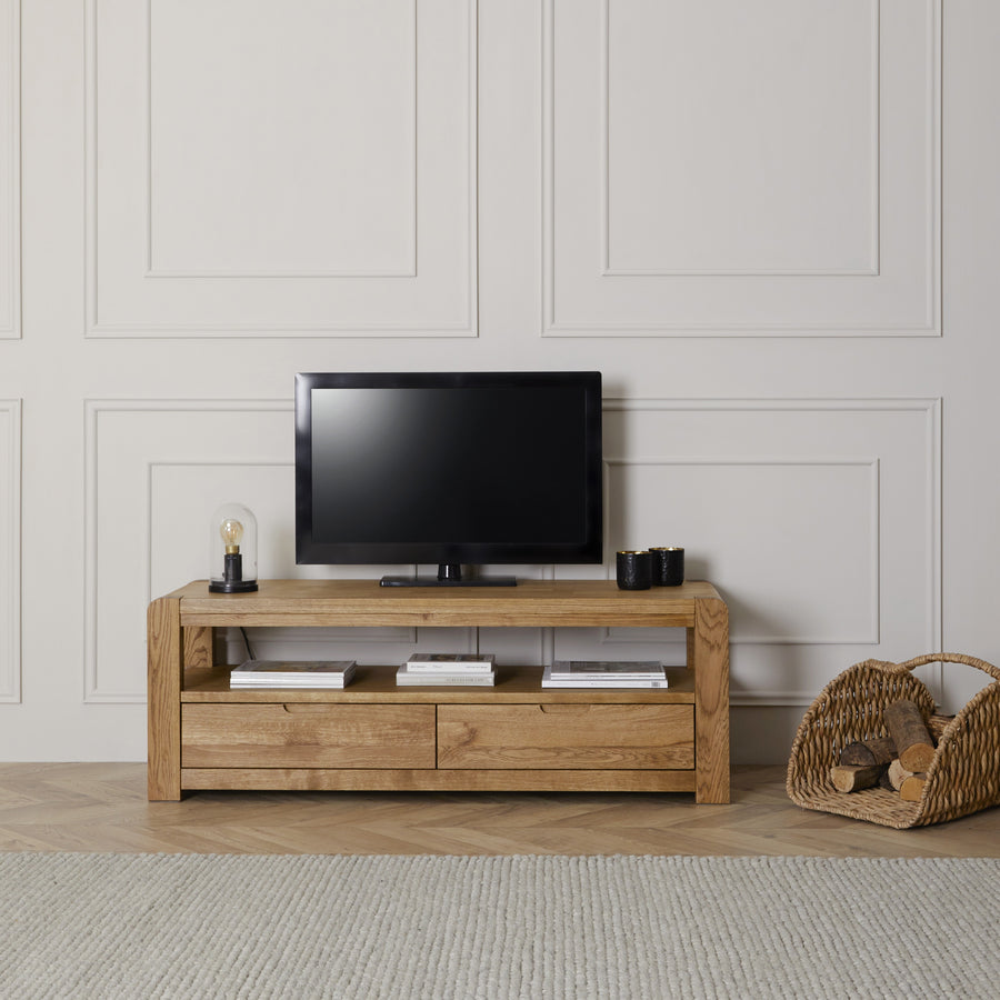 Solvi TV Unit - Small TV Unit Solid Oak / Oak Veneer Storage Sterling Home 2
