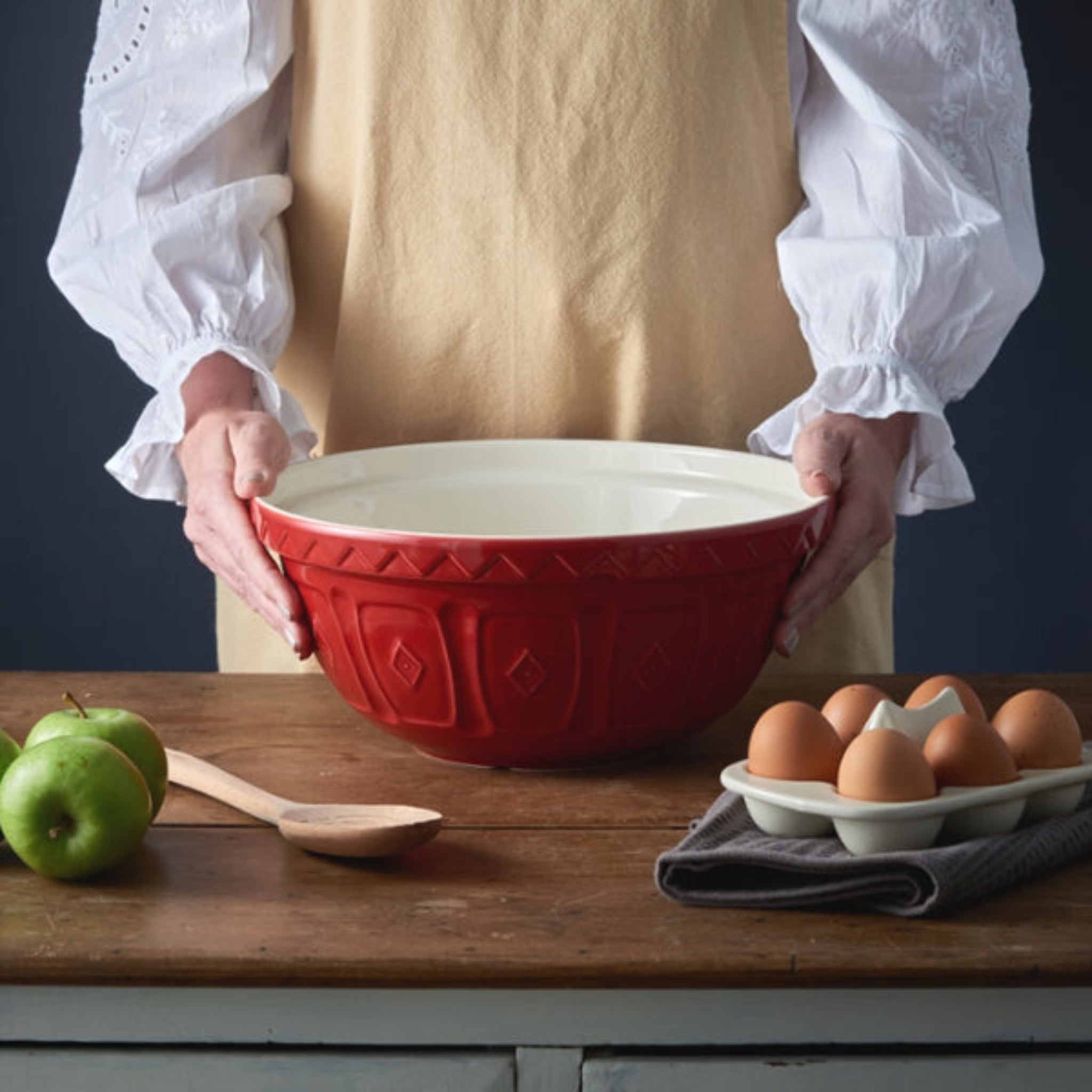 Mason Cash Colour Mix S12 Red Mixing Bowl 29CM Sterling Home 1