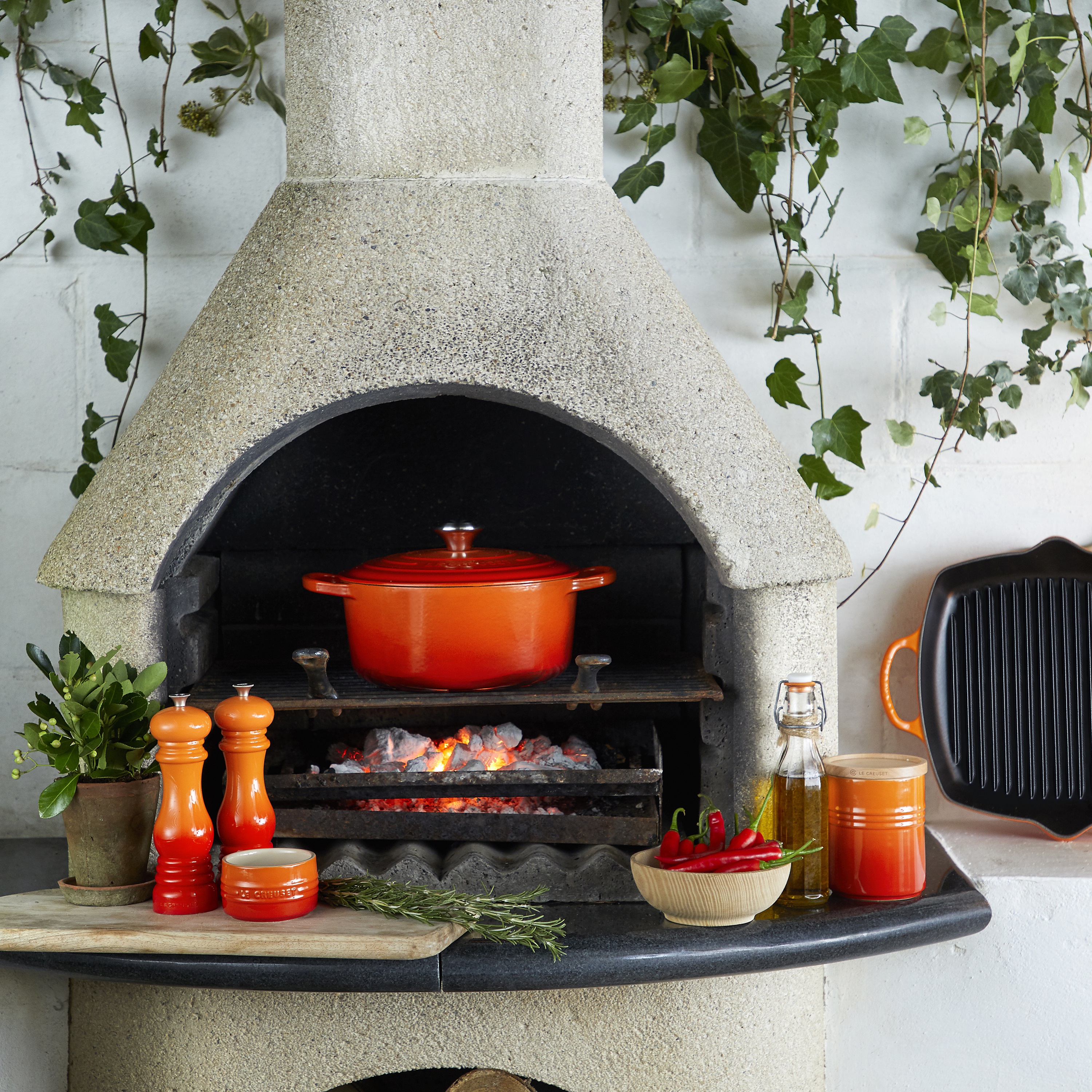 Le creuset bbq best sale